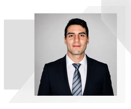 Maximiliano Vedoya R