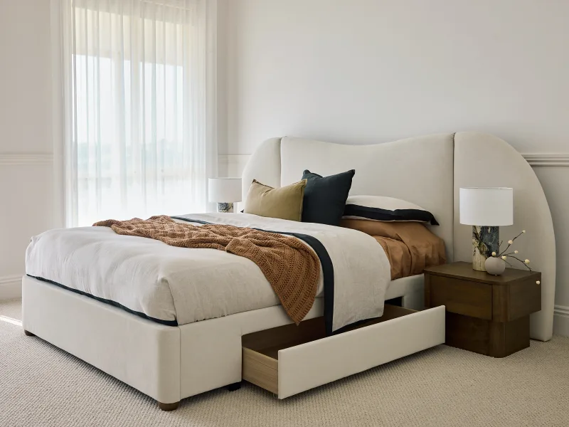 Angora Queen Storage Bed | Cream Mohair Style Fabric