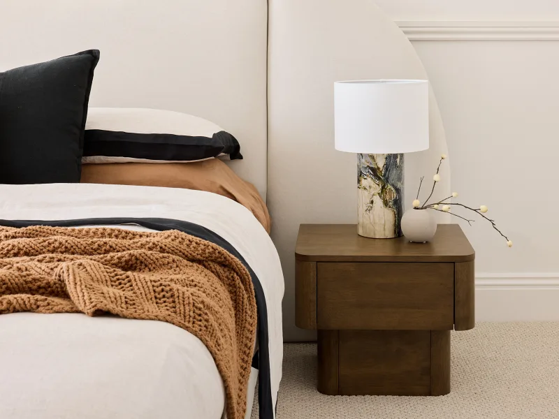 Angora Queen Storage Bed | Cream Mohair Style Fabric