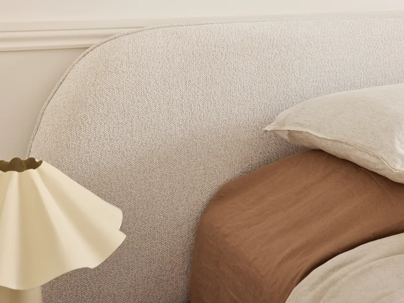Berlyn Queen Bed | Ivory Fabric
