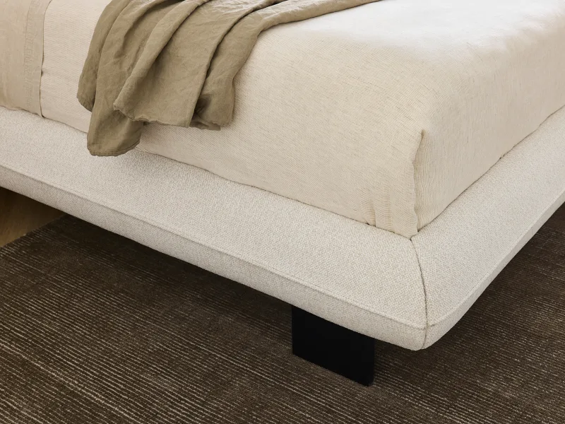 Berlyn Queen Bed | Ivory Fabric