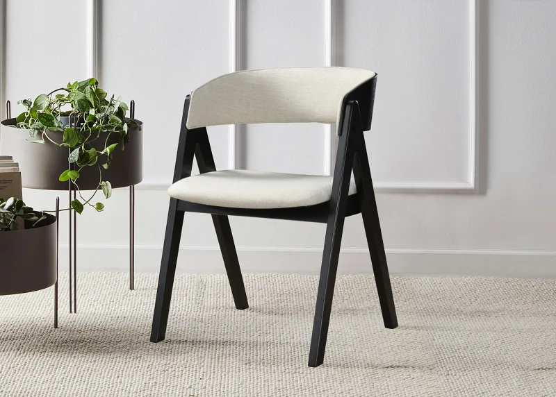 Gaudo 8PCE Dining Room Package | Black | Beige