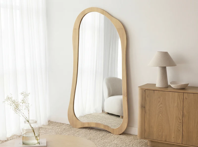 hf_20260216_035934_72fc268e-3c5e-4ac0-9c77-74c4a9d3bea8_zompgm