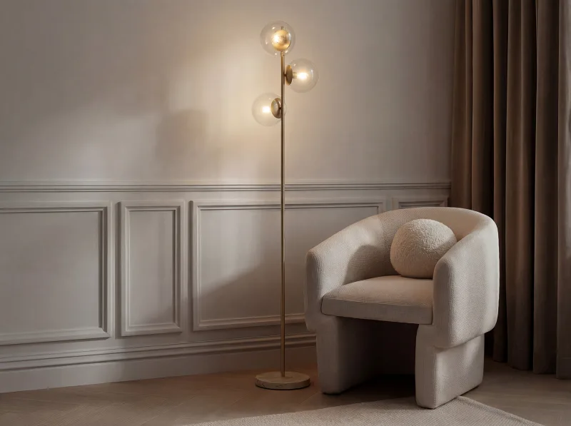 mateo_floor_lamp_turned_on_ni9rcb