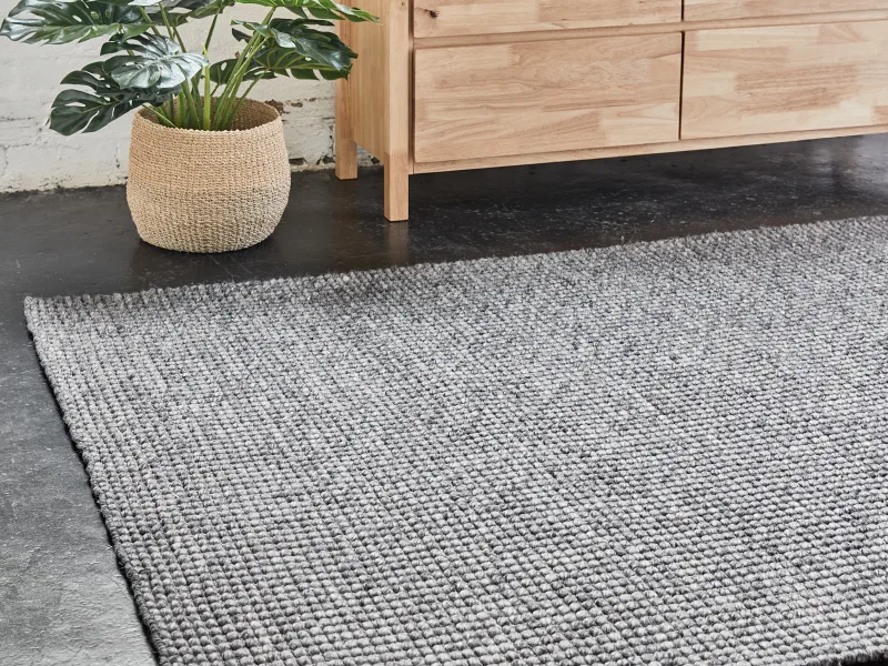 Giza Indoor Wool Area Rug | Charcoal