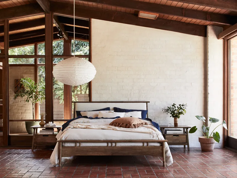 Oslo Hardwood Queen Size Bed Frame | Rustic Walnut 