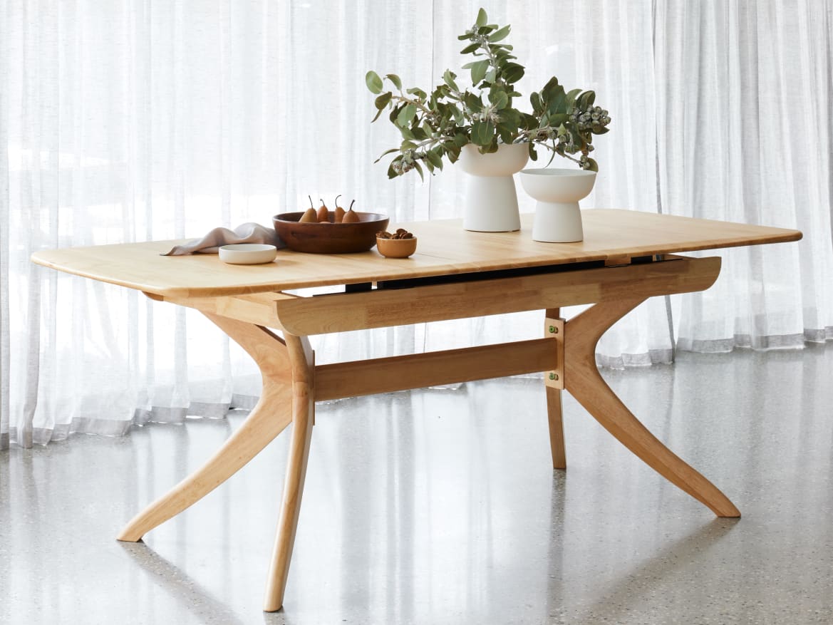 Villa Natural Hardwood Extendable Dining Table (210 - 260cm) | Rectangle