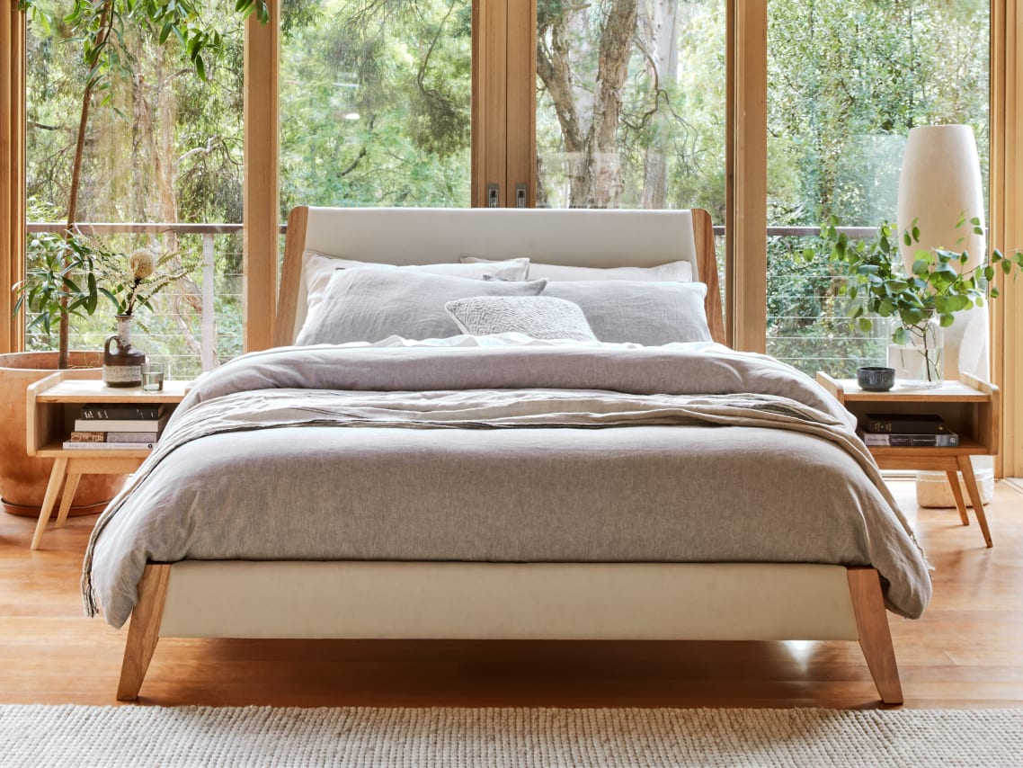 Finn 3PCE Queen Bedroom Suite | Natural Hardwood & Beige Fabric