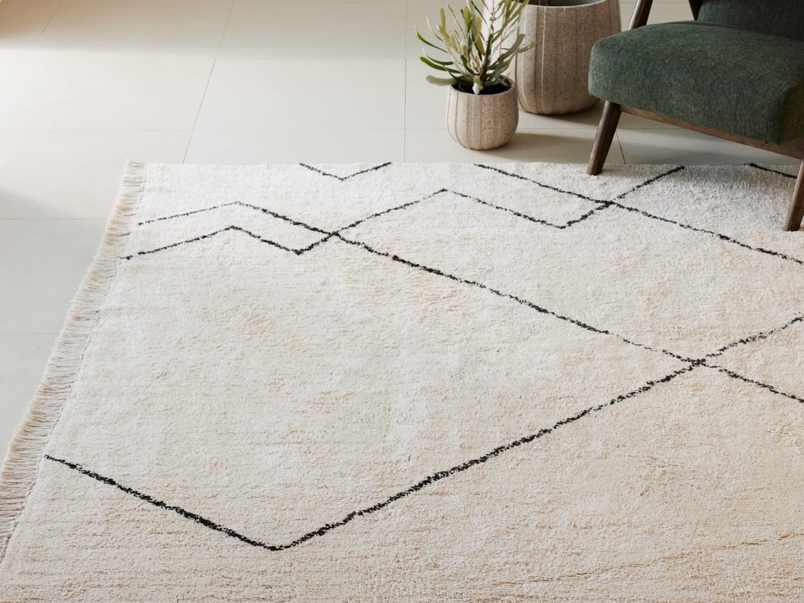 Inge Pattern Cotton Area Rug | Beige