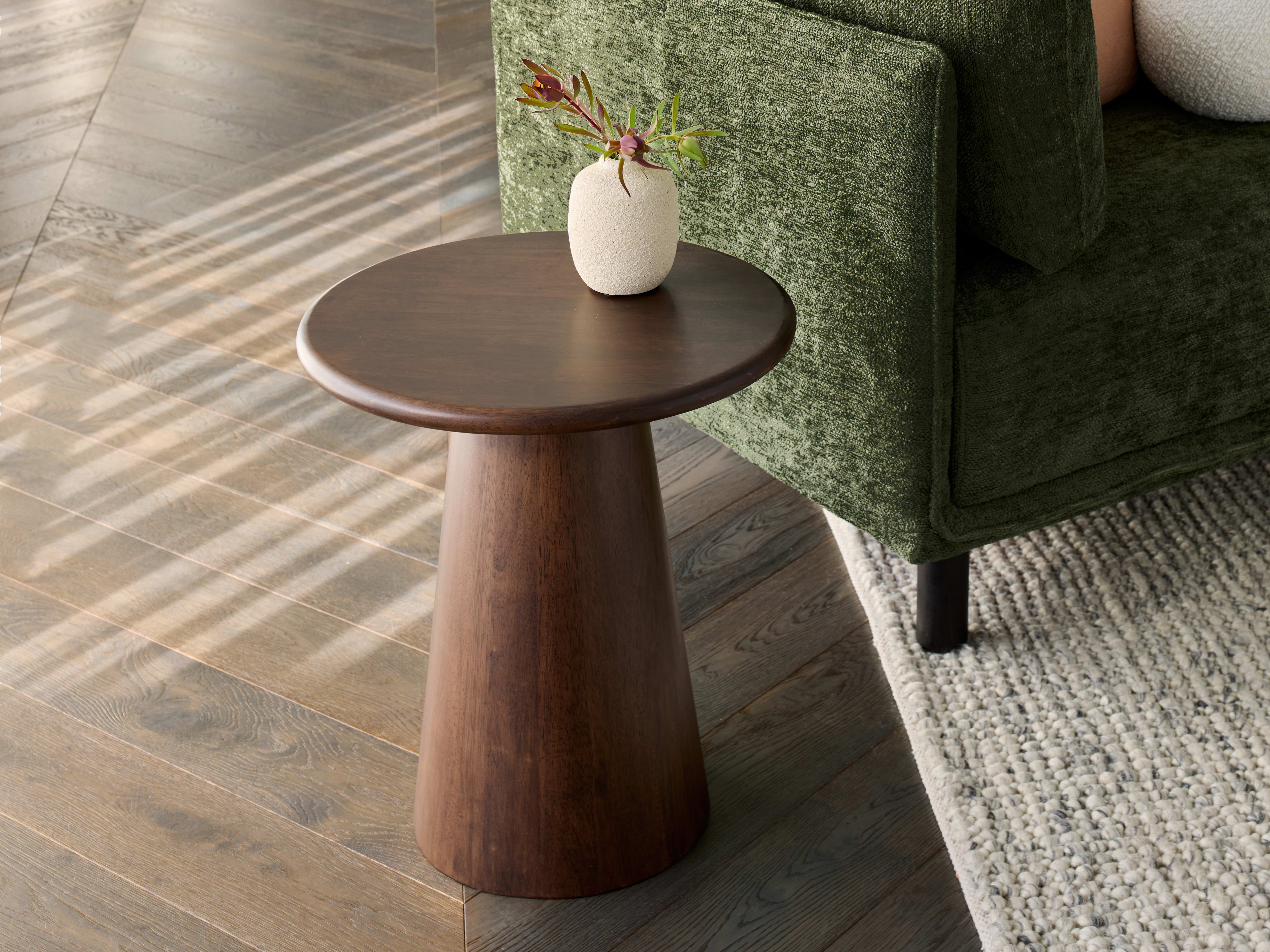 Manor Hardwood Round Side Table | Arabica Walnut