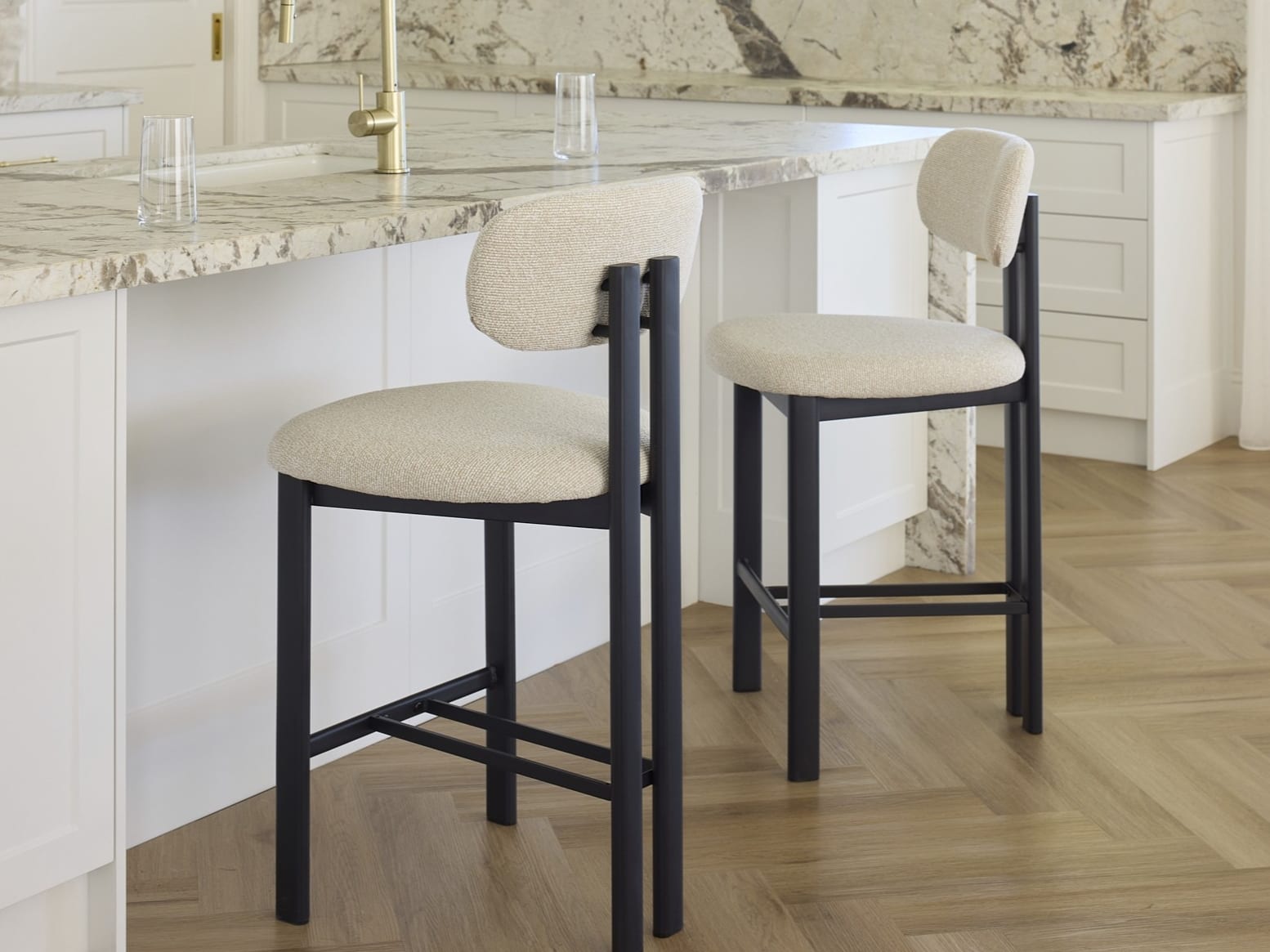 Florida Counter Stool | Black Frame | Beige Fabric