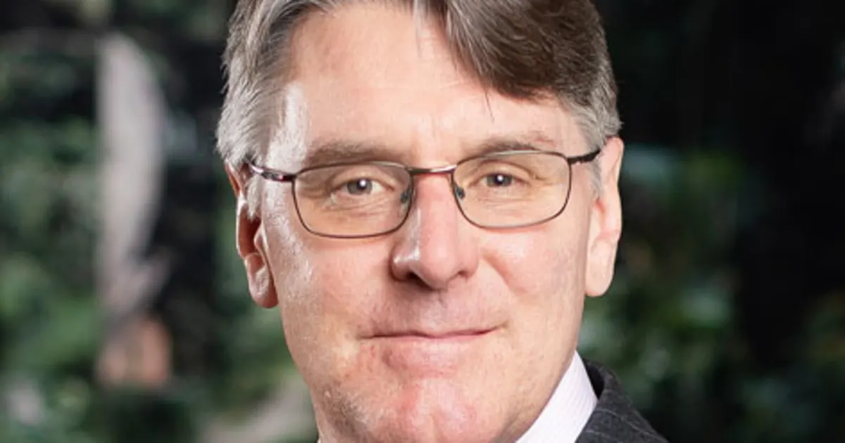 Simon Beale