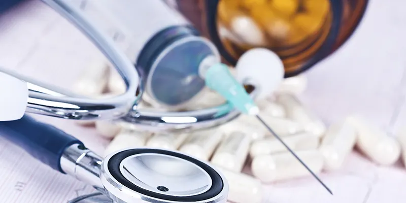 Stethoscope and needle image