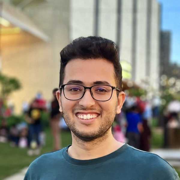 Menahi Shayan